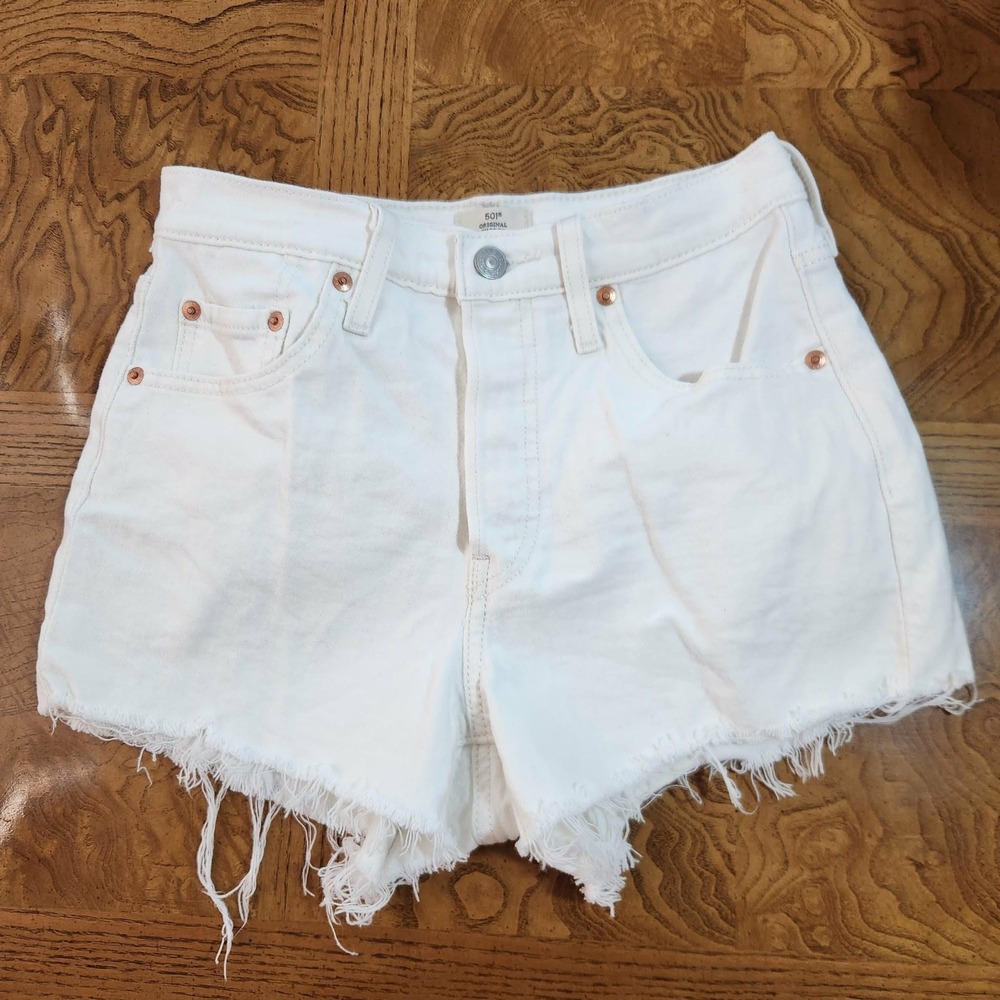 Levi's Women's 501 Original Shorts Disco Nights White Cut Hem, Size 25 2.5" Inch